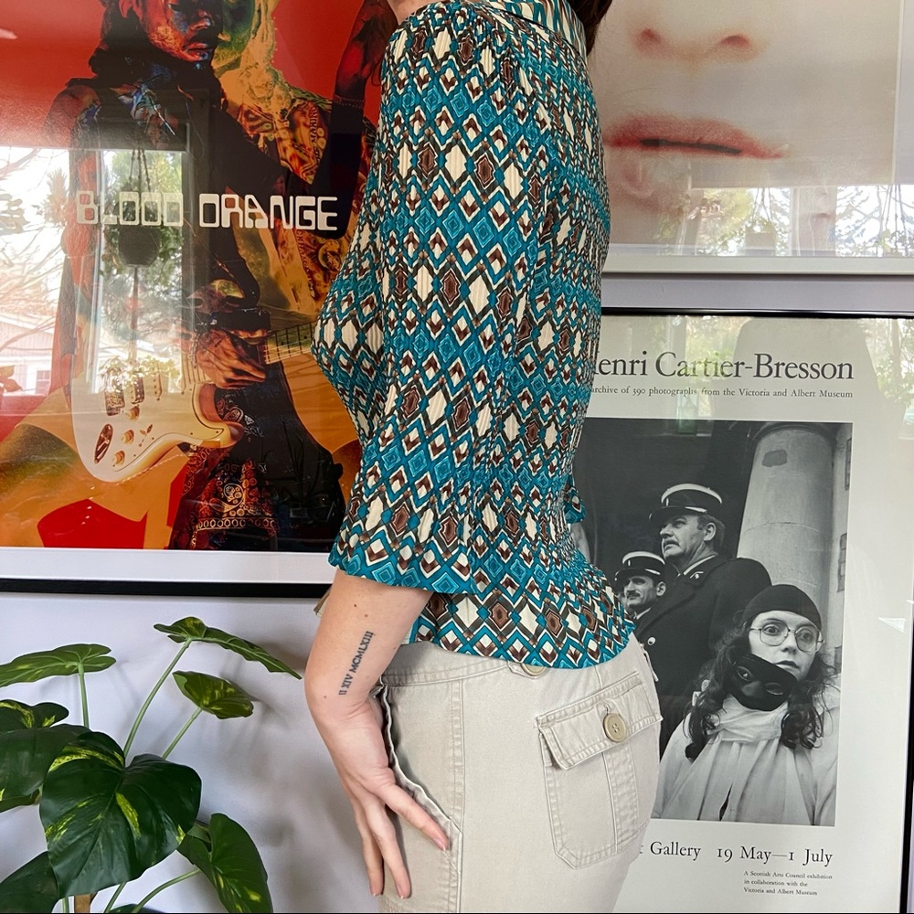 Funky patterned blouse - Picture 3 of 4